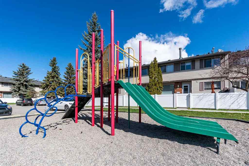 MLS® A2255171 - Unit #39 11333 30 Street SW in Cedarbrae Calgary, Residential