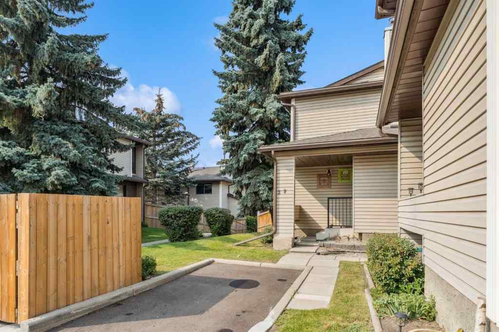 MLS® A2255171 - Unit #39 11333 30 Street SW in Cedarbrae Calgary, Residential