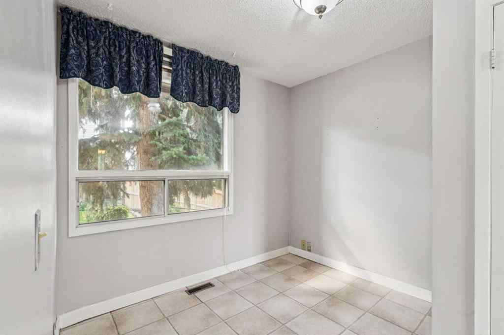 MLS® A2255171 - Unit #39 11333 30 Street SW in Cedarbrae Calgary, Residential