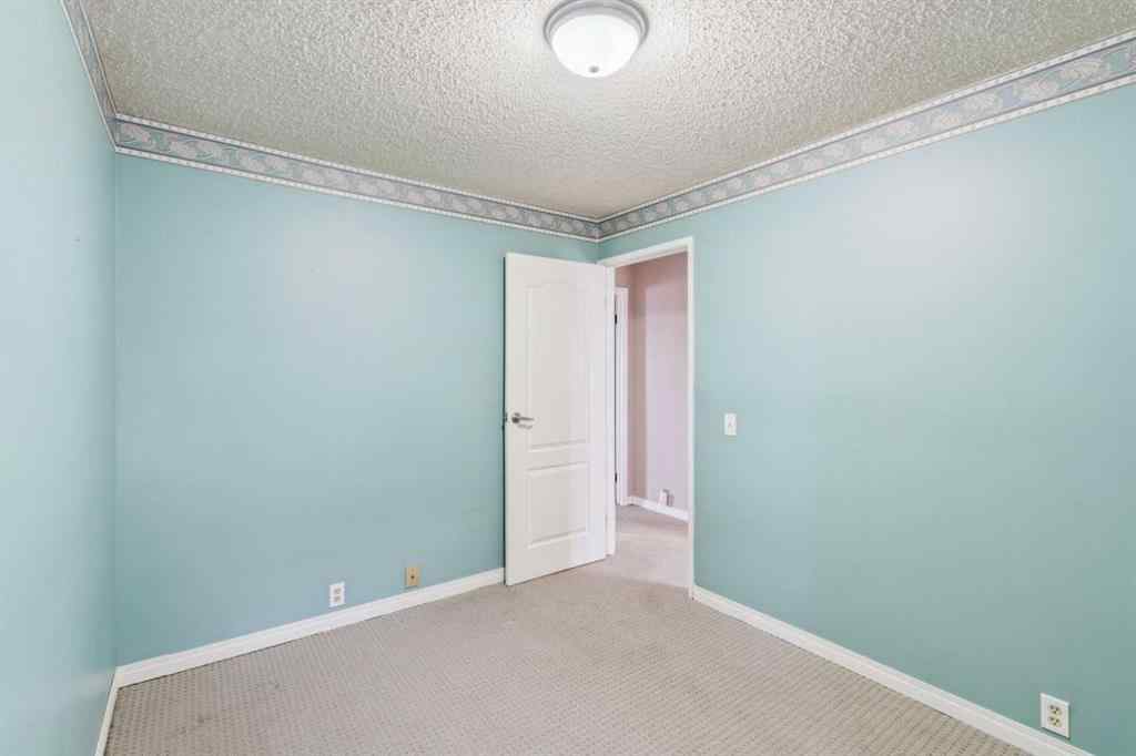 MLS® A2255171 - Unit #39 11333 30 Street SW in Cedarbrae Calgary, Residential