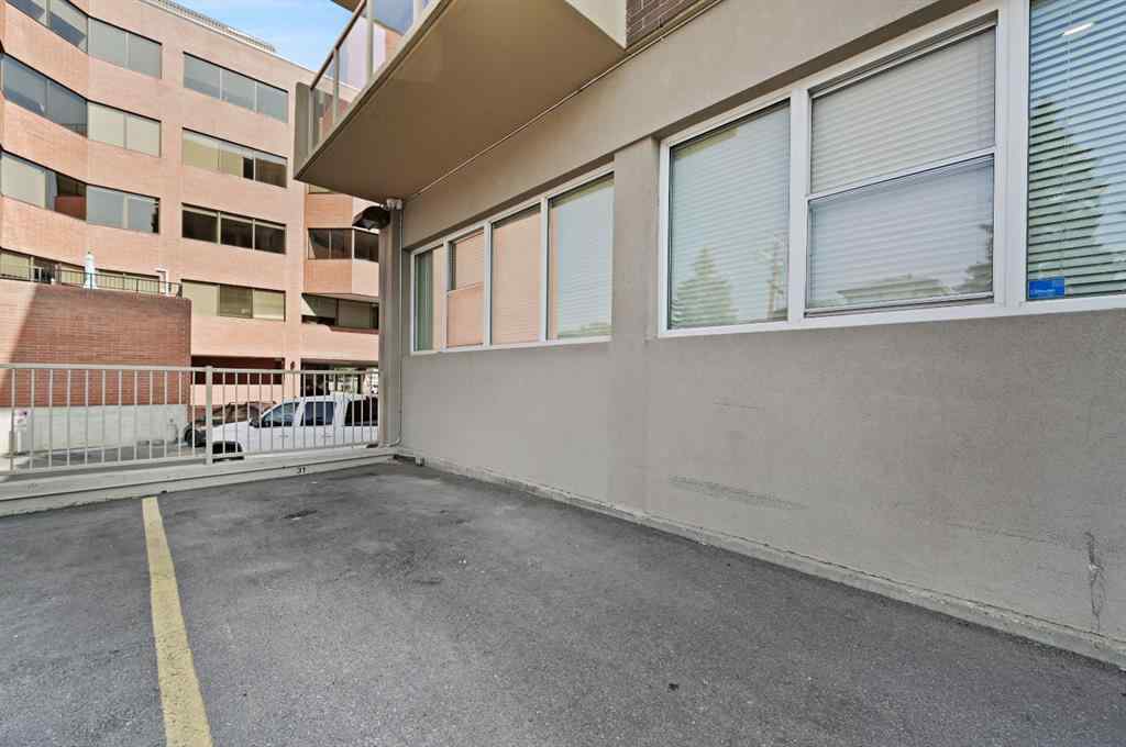 MLS® A2255173 - Unit #501 429 14 Street NW in Hillhurst Calgary, Residential