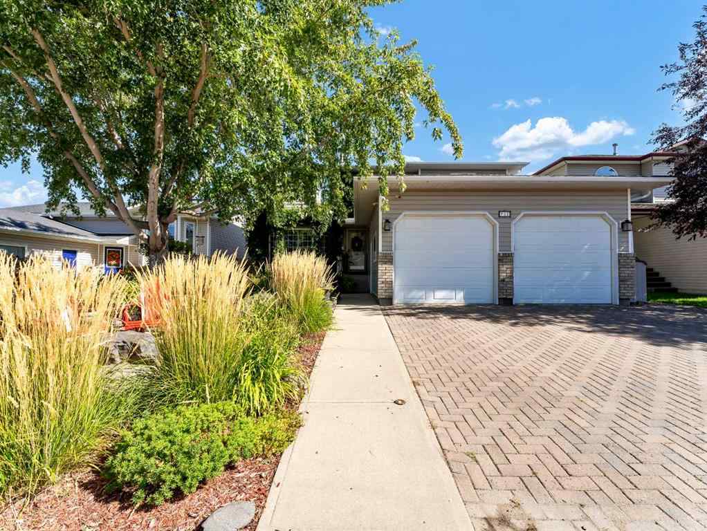 MLS® A2255174 - 12 Sunrise Court SW in SW Southridge Medicine Hat, Residential