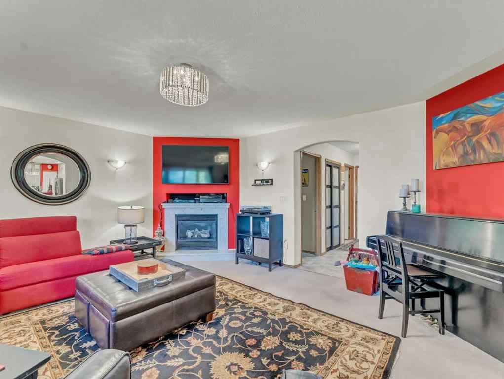 MLS® A2255174 - 12 Sunrise Court SW in SW Southridge Medicine Hat, Residential