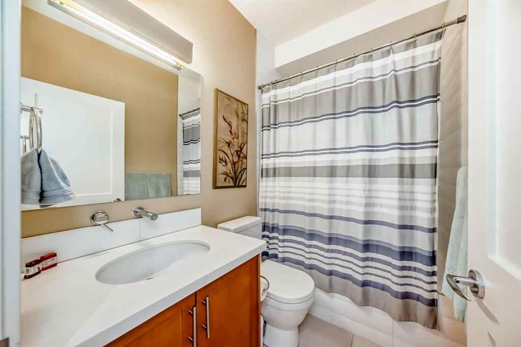 MLS® A2255175 - 2031 28 Avenue SW in South Calgary Calgary, Residential