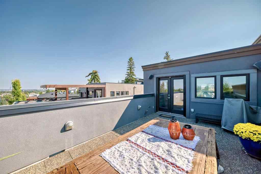 MLS® A2255175 - 2031 28 Avenue SW in South Calgary Calgary, Residential