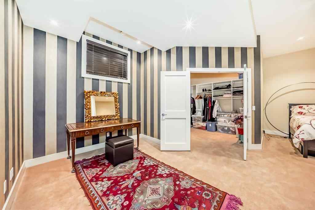MLS® A2255175 - 2031 28 Avenue SW in South Calgary Calgary, Residential
