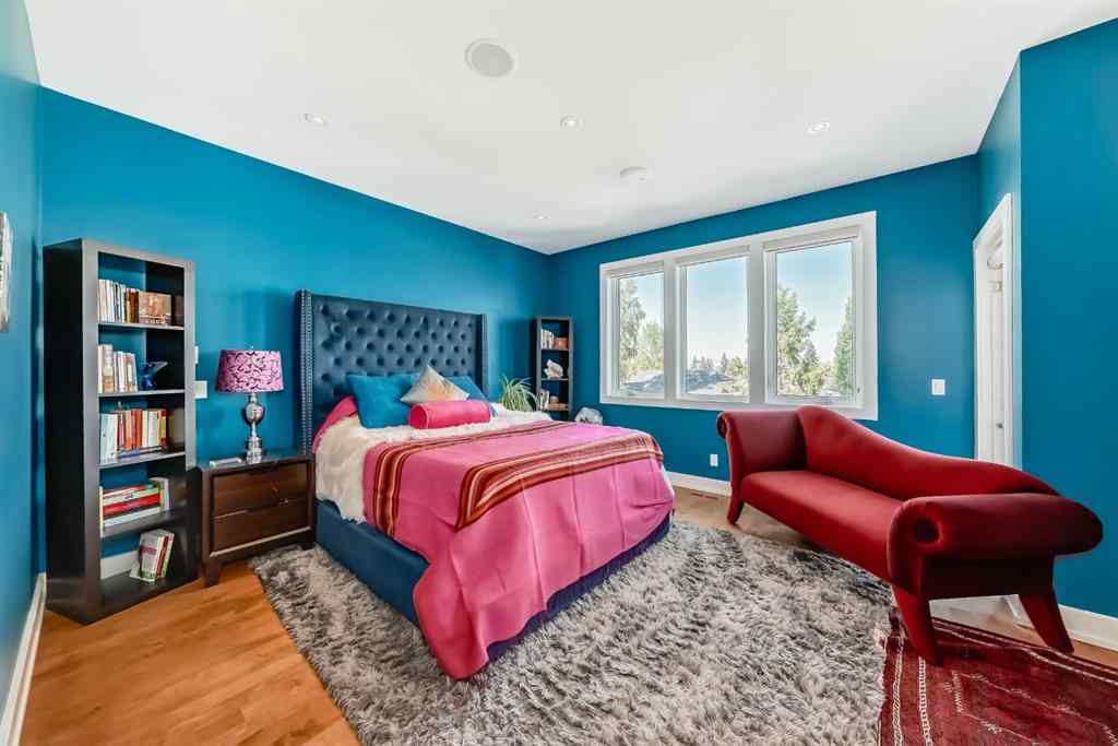 MLS® A2255175 - 2031 28 Avenue SW in South Calgary Calgary, Residential