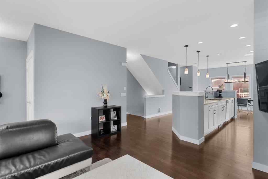 MLS® A2255176 - 172 Evanspark Gardens NW in Evanston Calgary, Residential