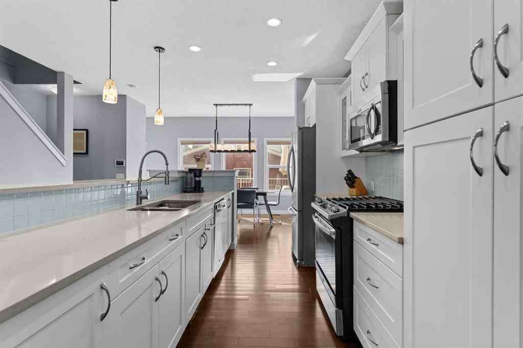 MLS® A2255176 - 172 Evanspark Gardens NW in Evanston Calgary, Residential