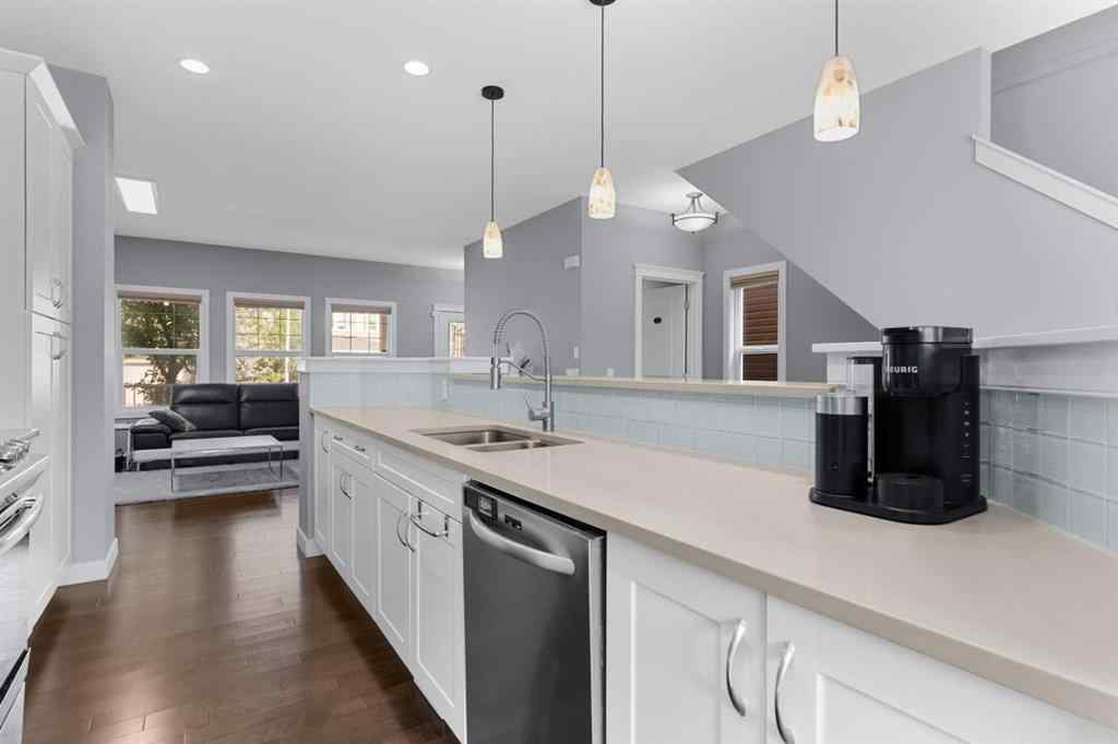MLS® A2255176 - 172 Evanspark Gardens NW in Evanston Calgary, Residential