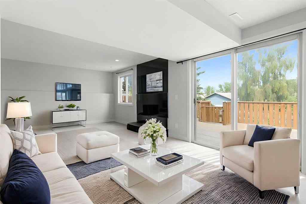 MLS® A2255178 - 200 Macewan Glen Drive NW in MacEwan Glen Calgary, Residential
