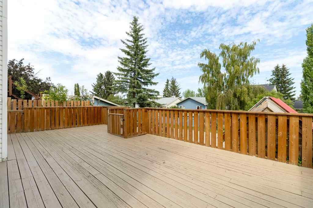 MLS® A2255178 - 200 Macewan Glen Drive NW in MacEwan Glen Calgary, Residential