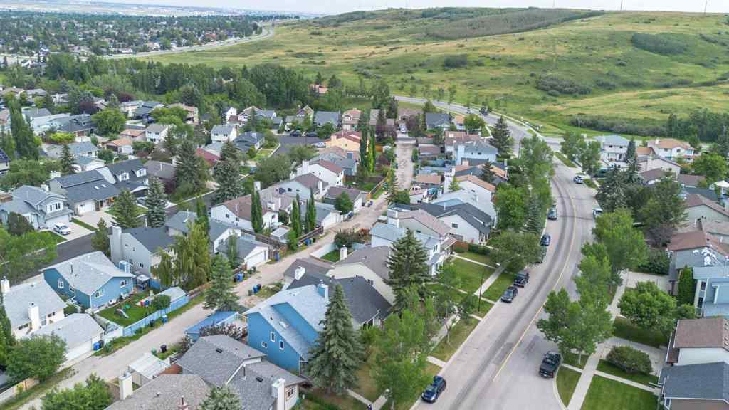 MLS® A2255178 - 200 Macewan Glen Drive NW in MacEwan Glen Calgary, Residential