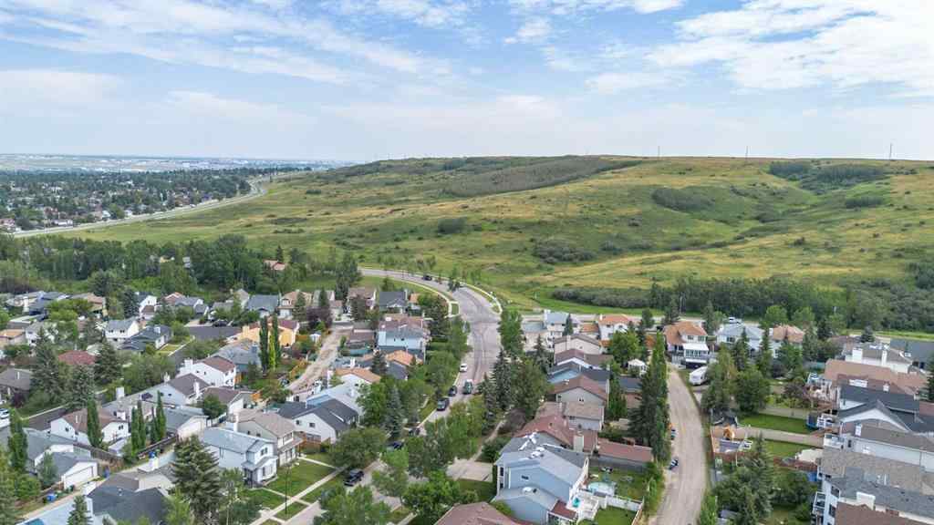 MLS® A2255178 - 200 Macewan Glen Drive NW in MacEwan Glen Calgary, Residential