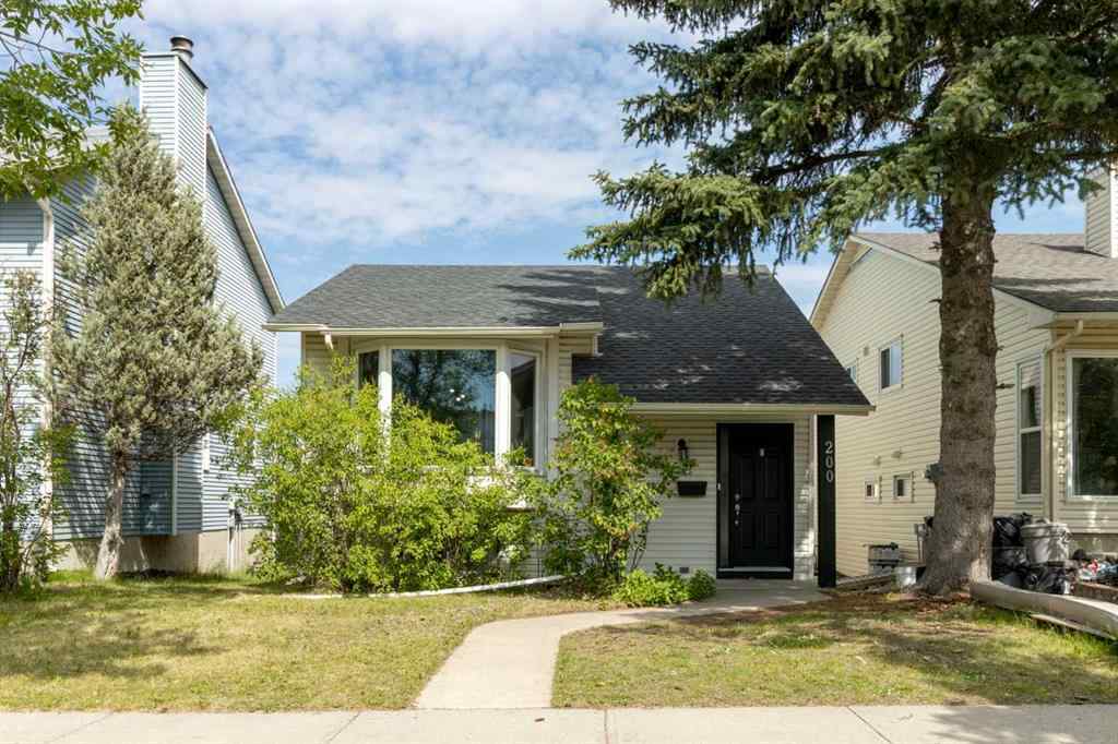 MLS® A2255178 - 200 Macewan Glen Drive NW in MacEwan Glen Calgary, Residential