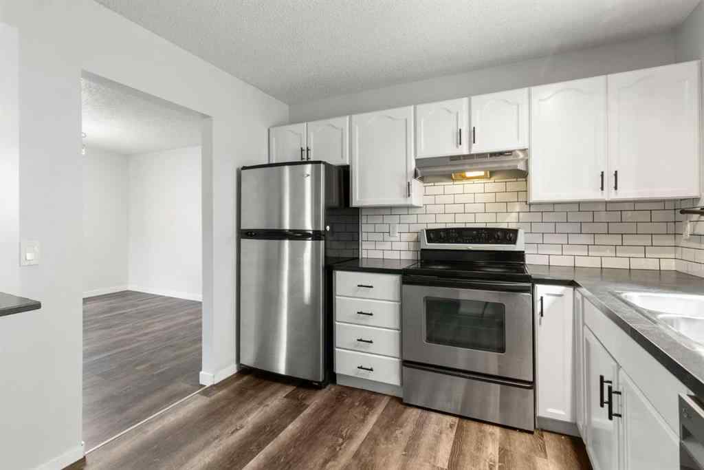 MLS® A2255178 - 200 Macewan Glen Drive NW in MacEwan Glen Calgary, Residential