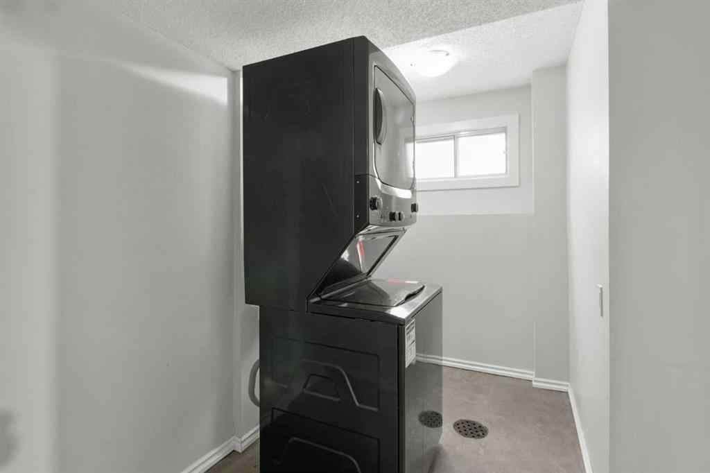 MLS® A2255178 - 200 Macewan Glen Drive NW in MacEwan Glen Calgary, Residential