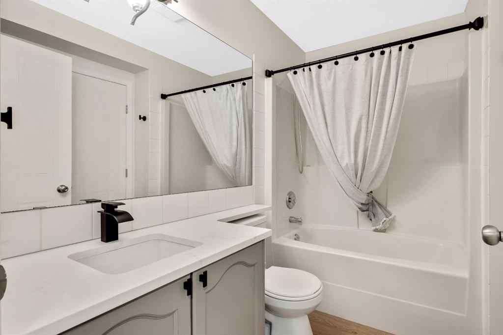 MLS® A2255179 - Unit #321 103 Strathaven Drive  in Strathaven Strathmore, Residential