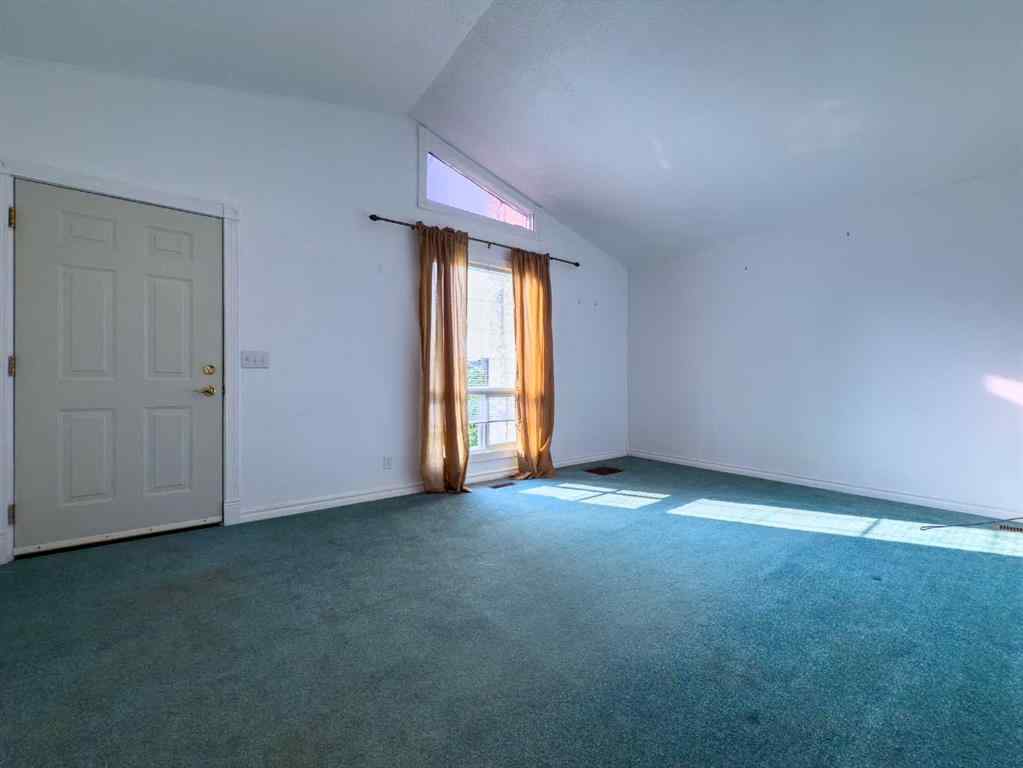 MLS® A2255190 - 5723 55 Street   in NONE Rocky Mountain House, Residential