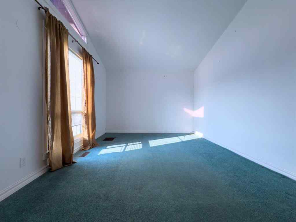 MLS® A2255190 - 5723 55 Street   in NONE Rocky Mountain House, Residential
