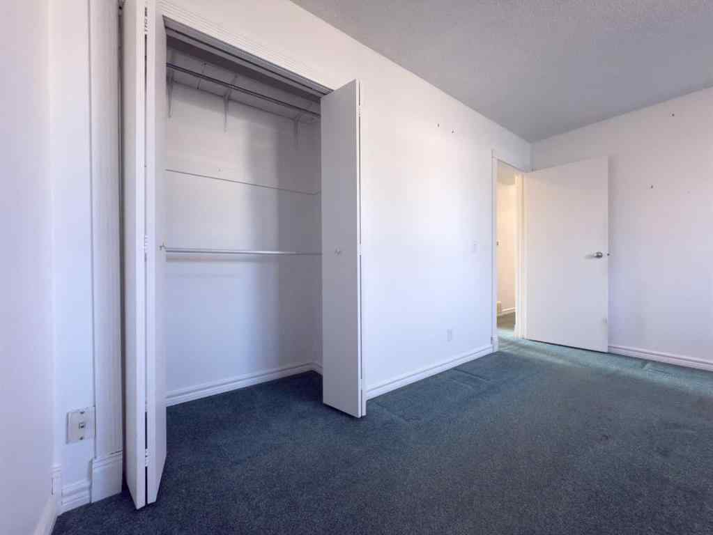 MLS® A2255190 - 5723 55 Street   in NONE Rocky Mountain House, Residential