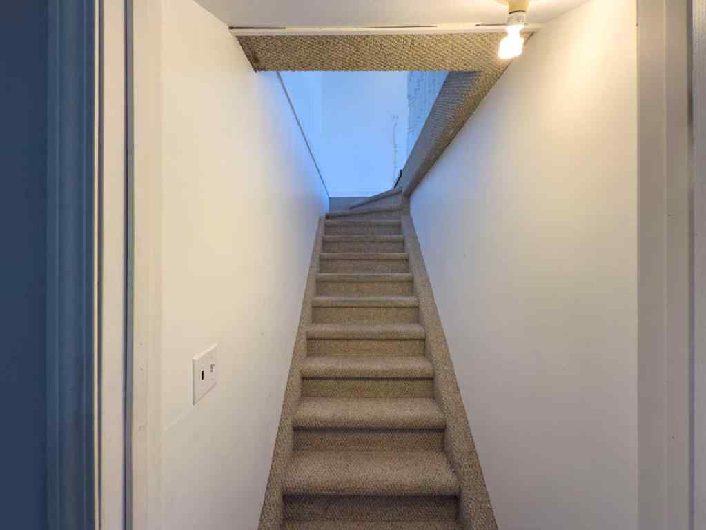 MLS® A2255190 - 5723 55 Street   in NONE Rocky Mountain House, Residential