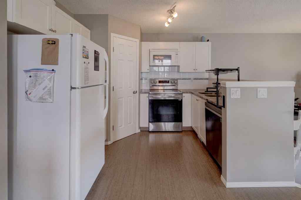 MLS® A2255193 - 246 Arbour Grove Close NW in Arbour Lake Calgary, Residential