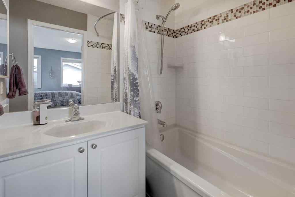MLS® A2255193 - 246 Arbour Grove Close NW in Arbour Lake Calgary, Residential