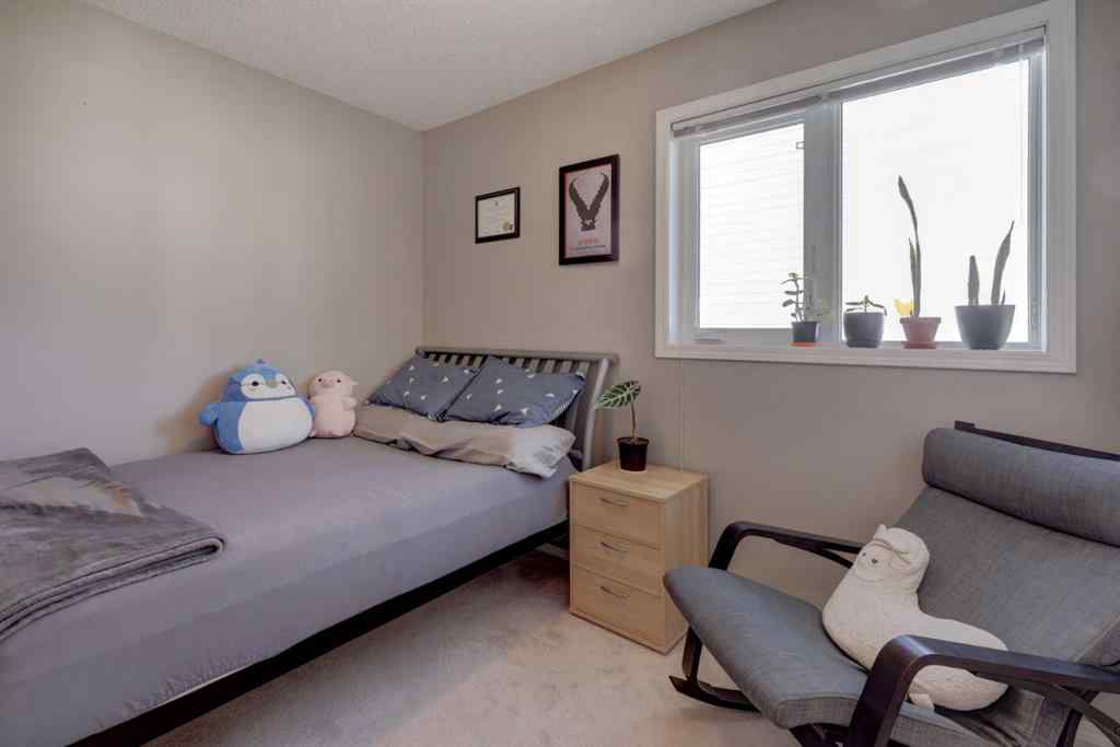 MLS® A2255193 - 246 Arbour Grove Close NW in Arbour Lake Calgary, Residential