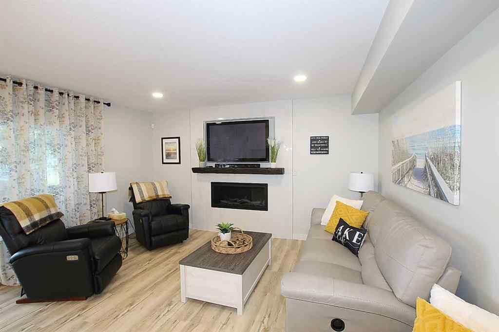 MLS® A2255197 - 108 Marina Bay Court  in Marina Bay Sylvan Lake, Residential
