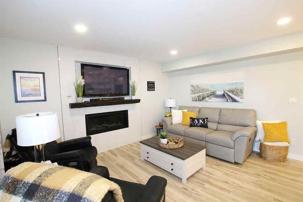 MLS® A2255197 - 108 Marina Bay Court  in Marina Bay Sylvan Lake, Residential
