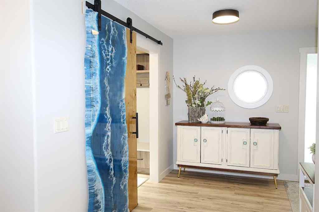 MLS® A2255197 - 108 Marina Bay Court  in Marina Bay Sylvan Lake, Residential