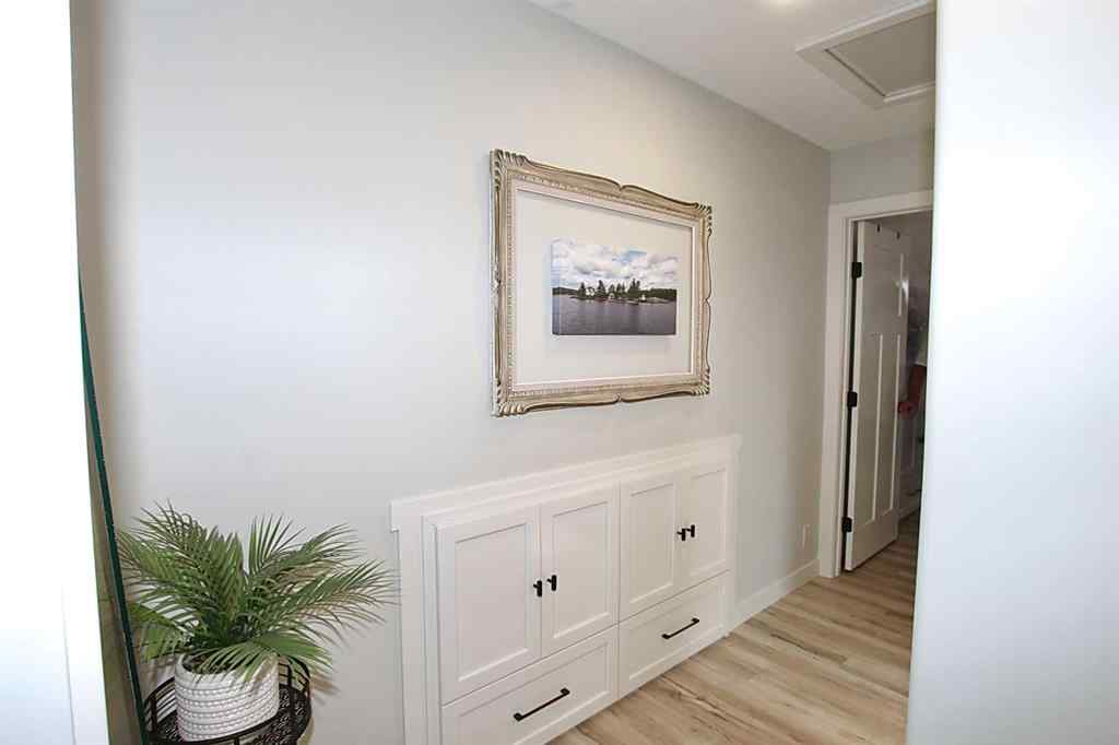 MLS® A2255197 - 108 Marina Bay Court  in Marina Bay Sylvan Lake, Residential