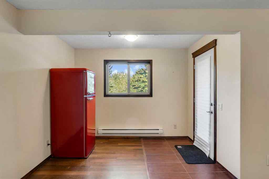 MLS® A2255201 - 126 Tuscany Summit Heath NW in Tuscany Calgary, Residential