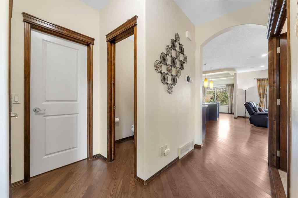 MLS® A2255201 - 126 Tuscany Summit Heath NW in Tuscany Calgary, Residential