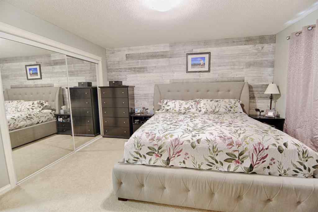MLS® A2255204 - 420 Silkstone Crescent W in Copperwood Lethbridge, Residential