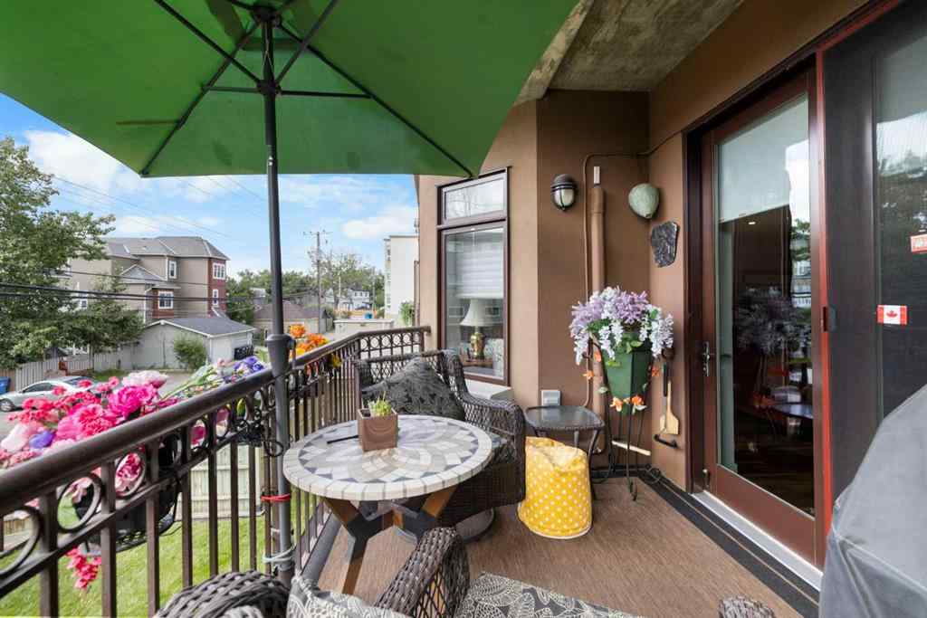 MLS® A2255205 - Unit #204 1407 Kensington Close NW in Hillhurst Calgary, Residential