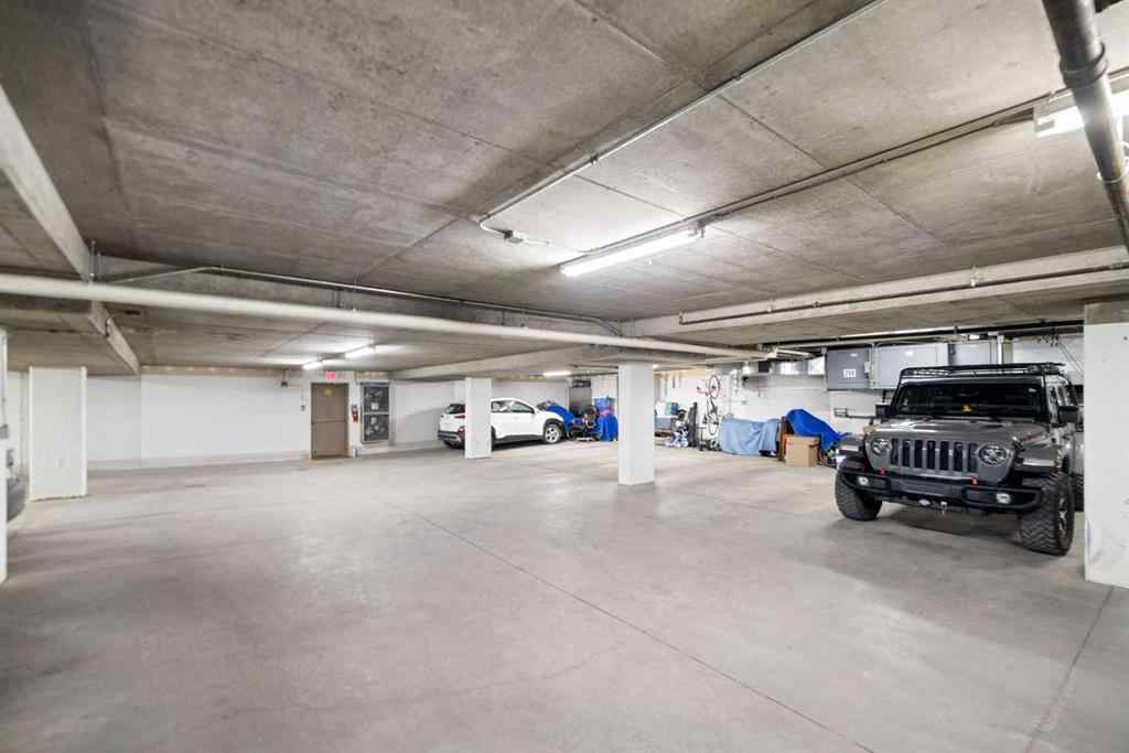MLS® A2255205 - Unit #204 1407 Kensington Close NW in Hillhurst Calgary, Residential