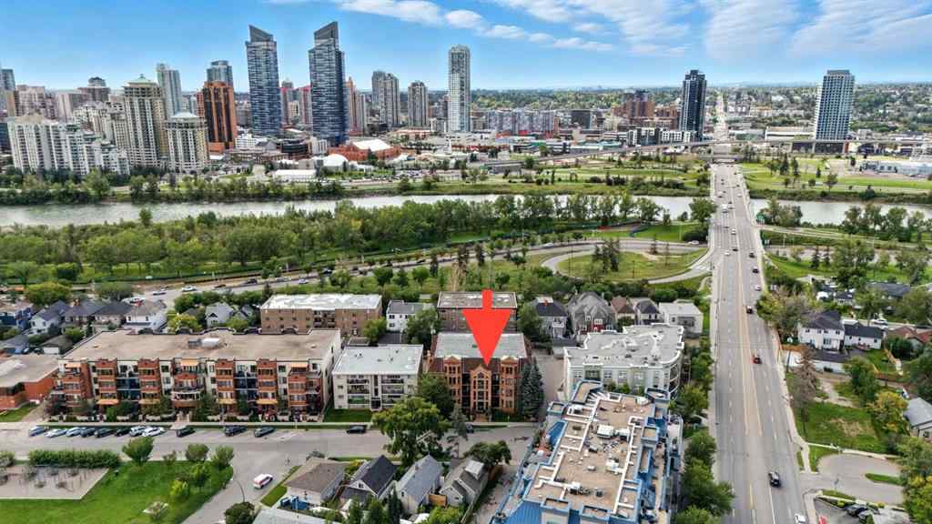 MLS® A2255205 - Unit #204 1407 Kensington Close NW in Hillhurst Calgary, Residential