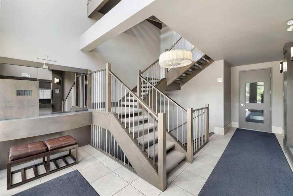 MLS® A2255205 - Unit #204 1407 Kensington Close NW in Hillhurst Calgary, Residential