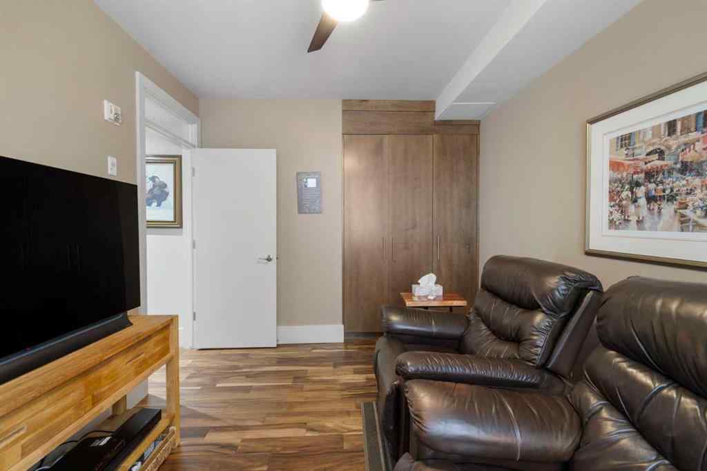 MLS® A2255205 - Unit #204 1407 Kensington Close NW in Hillhurst Calgary, Residential
