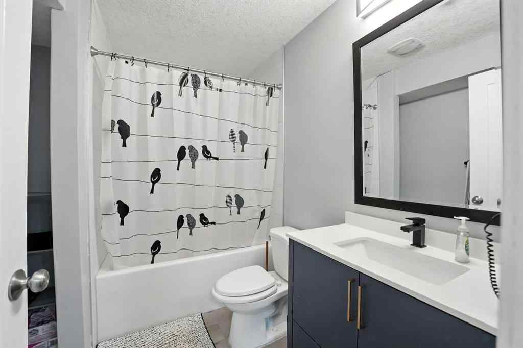 MLS® A2255211 - 247 Copperpond Circle SE in Copperfield Calgary, Residential