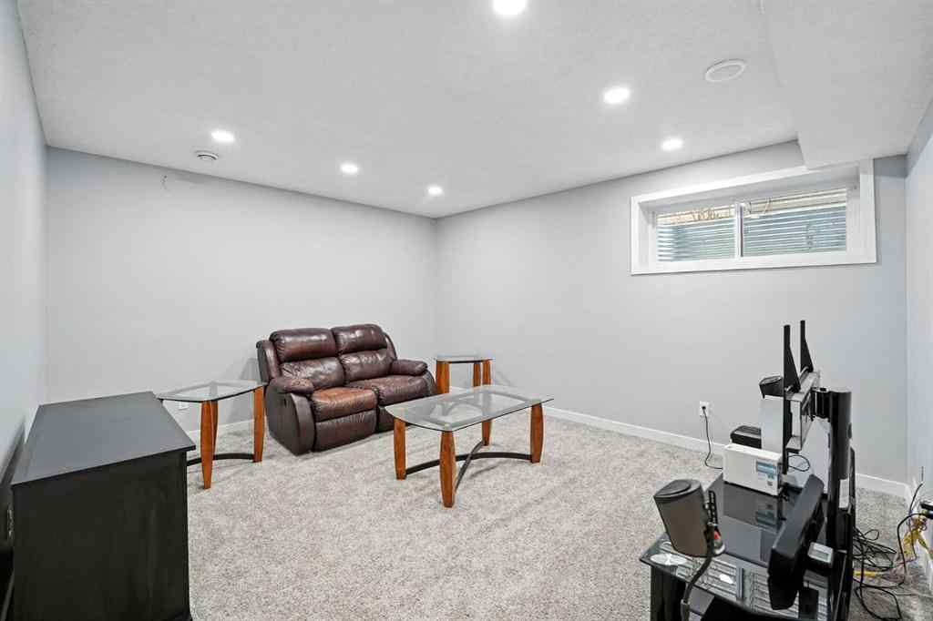 MLS® A2255211 - 247 Copperpond Circle SE in Copperfield Calgary, Residential