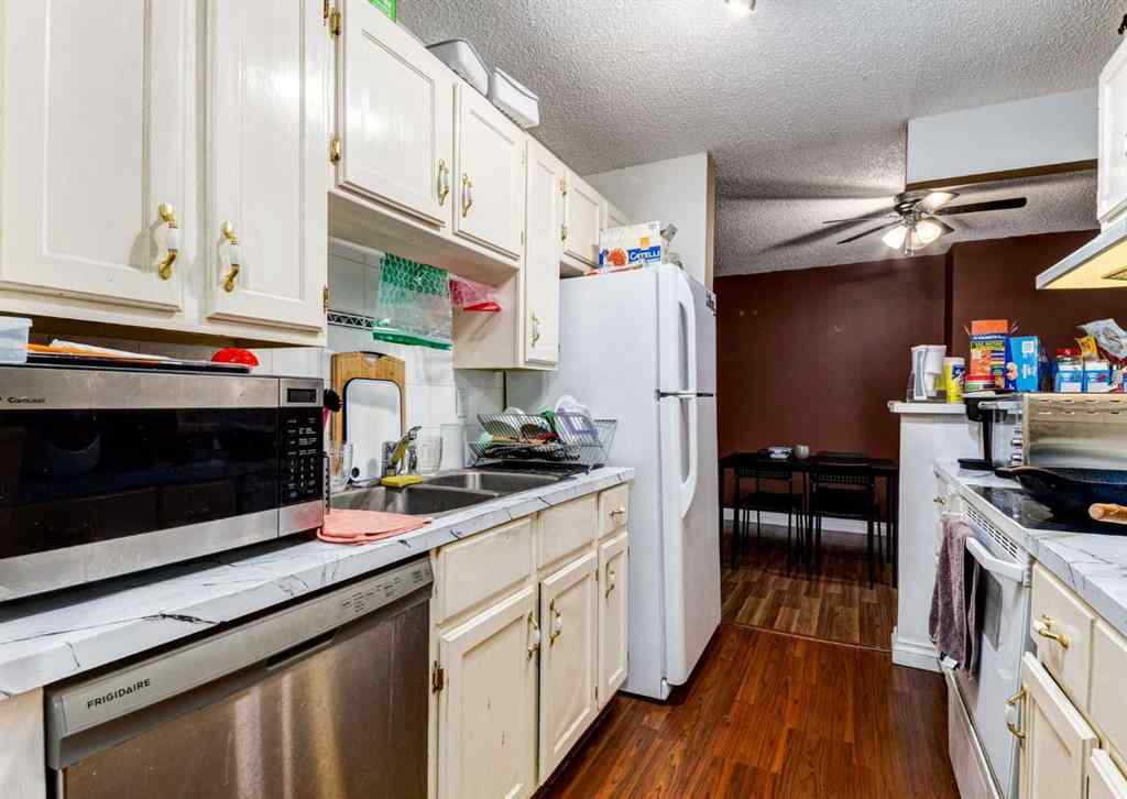 MLS® A2255215 - Unit #308 8604 48 Avenue NW in Bowness Calgary, Residential