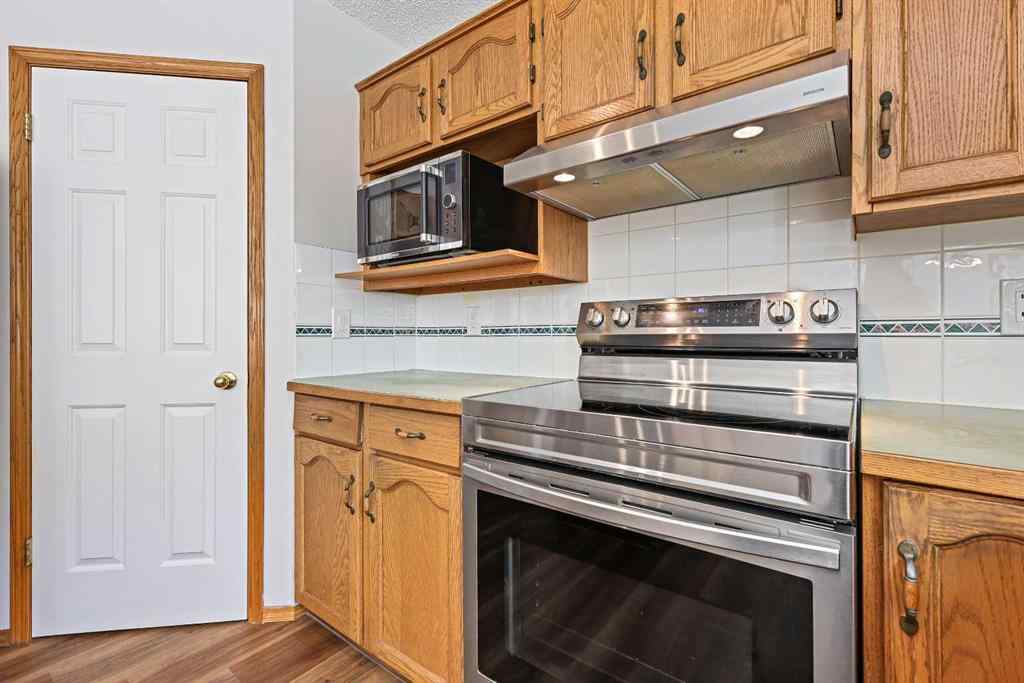 MLS® A2255216 - 109 Macewan Park View NW in MacEwan Glen Calgary, Residential