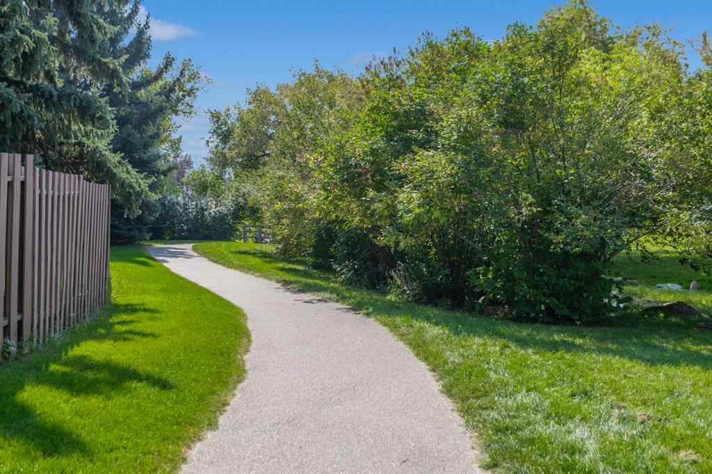 MLS® A2255220 - 2 Canterbury Gardens SW in Canyon Meadows Calgary, Residential