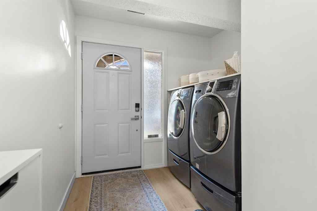MLS® A2255220 - 2 Canterbury Gardens SW in Canyon Meadows Calgary, Residential