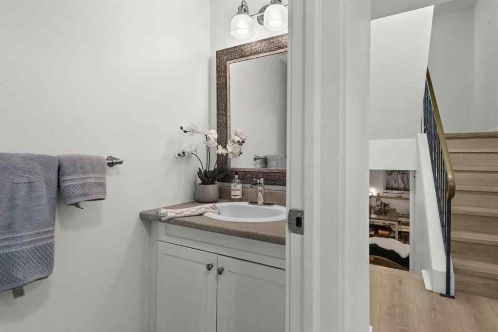 MLS® A2255220 - 2 Canterbury Gardens SW in Canyon Meadows Calgary, Residential