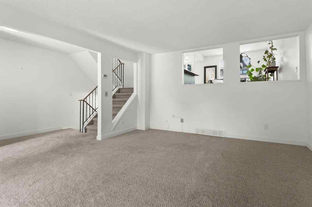 MLS® A2255220 - 2 Canterbury Gardens SW in Canyon Meadows Calgary, Residential