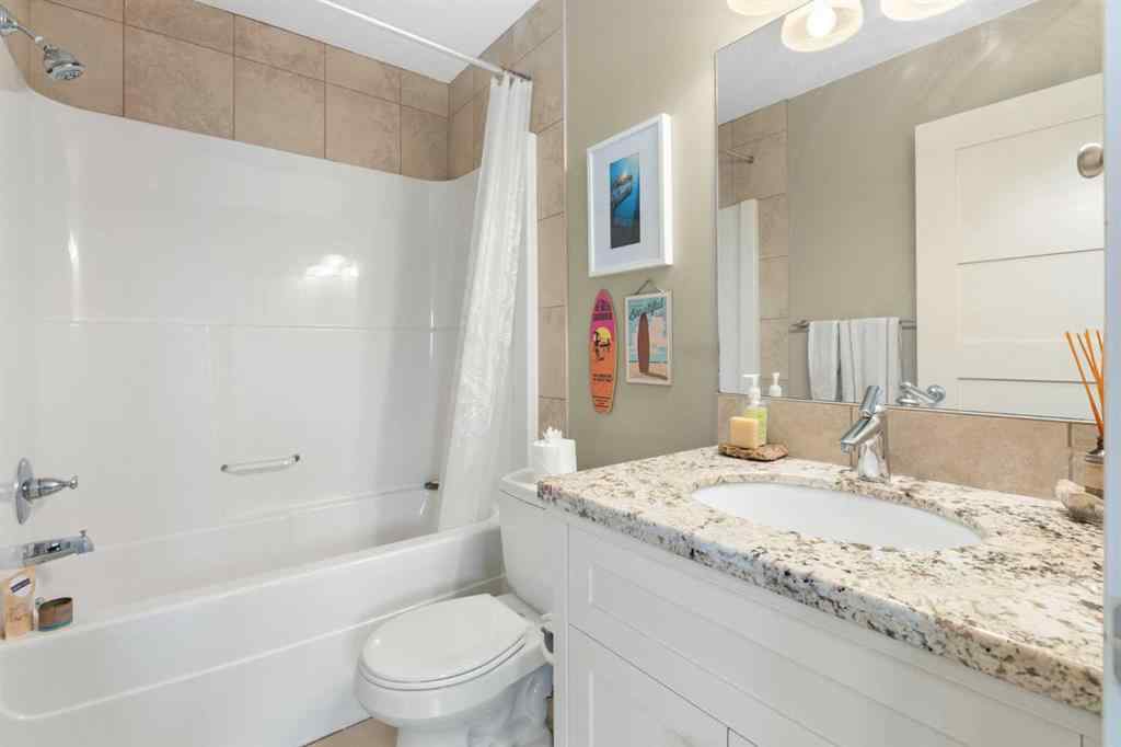 MLS® A2255225 - 3531 3 Avenue SW in Spruce Cliff Calgary, Residential